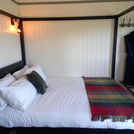 Wild Meadow Huts Villa Doolin Exterior foto