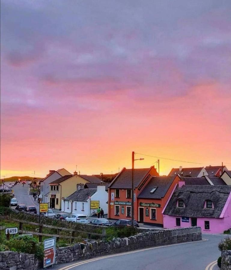 Wild Meadow Huts Villa Doolin Exterior foto