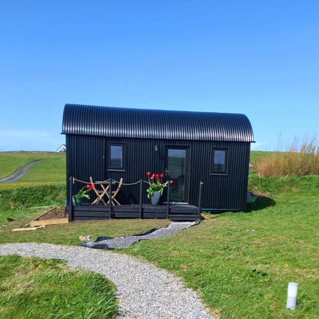 Wild Meadow Huts Villa Doolin Exterior foto