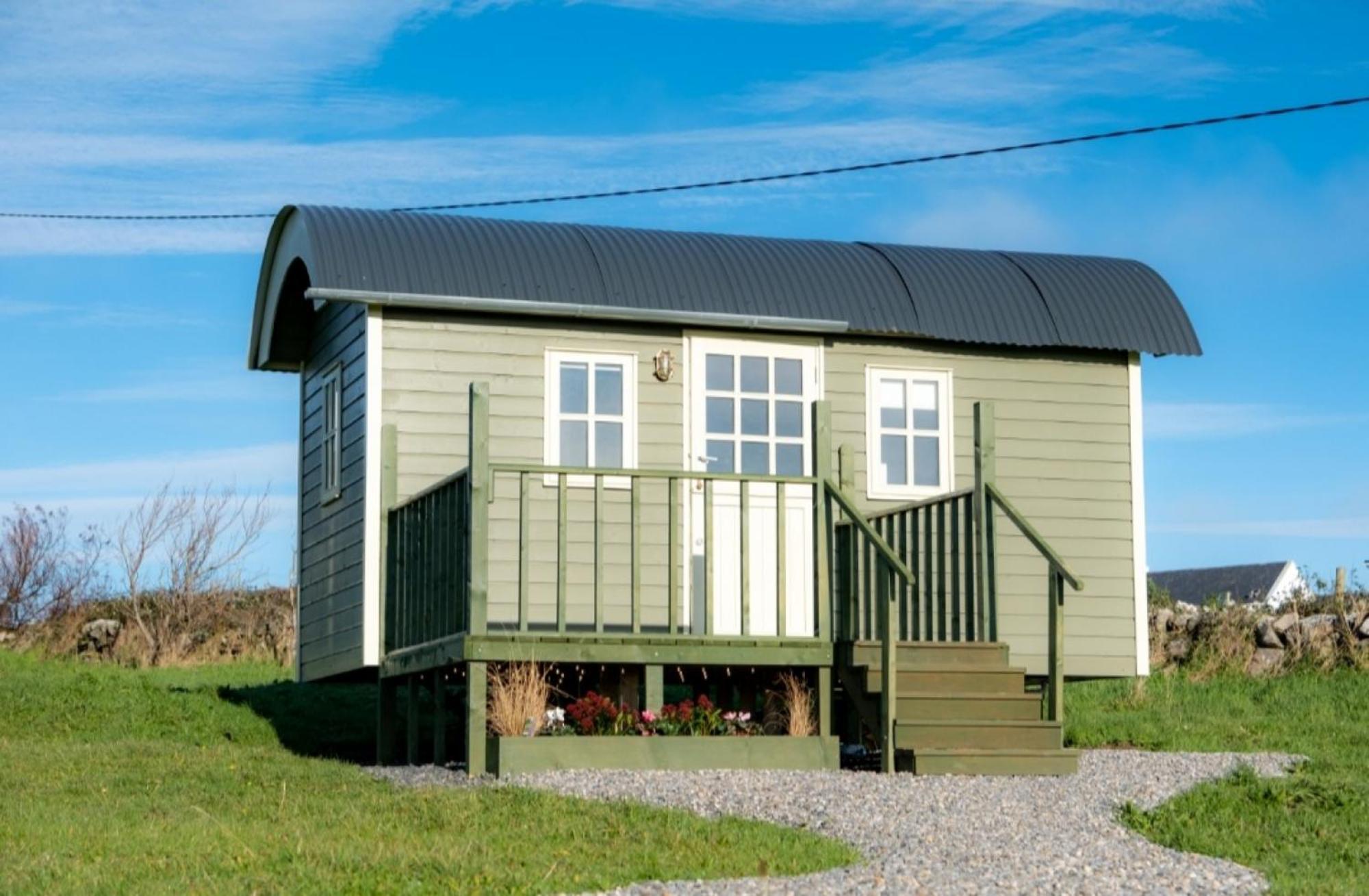Wild Meadow Huts Villa Doolin Exterior foto