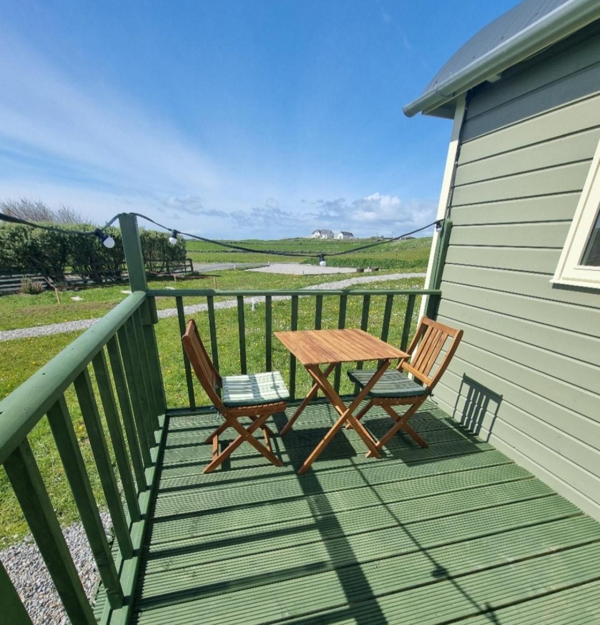 Wild Meadow Huts Villa Doolin Exterior foto