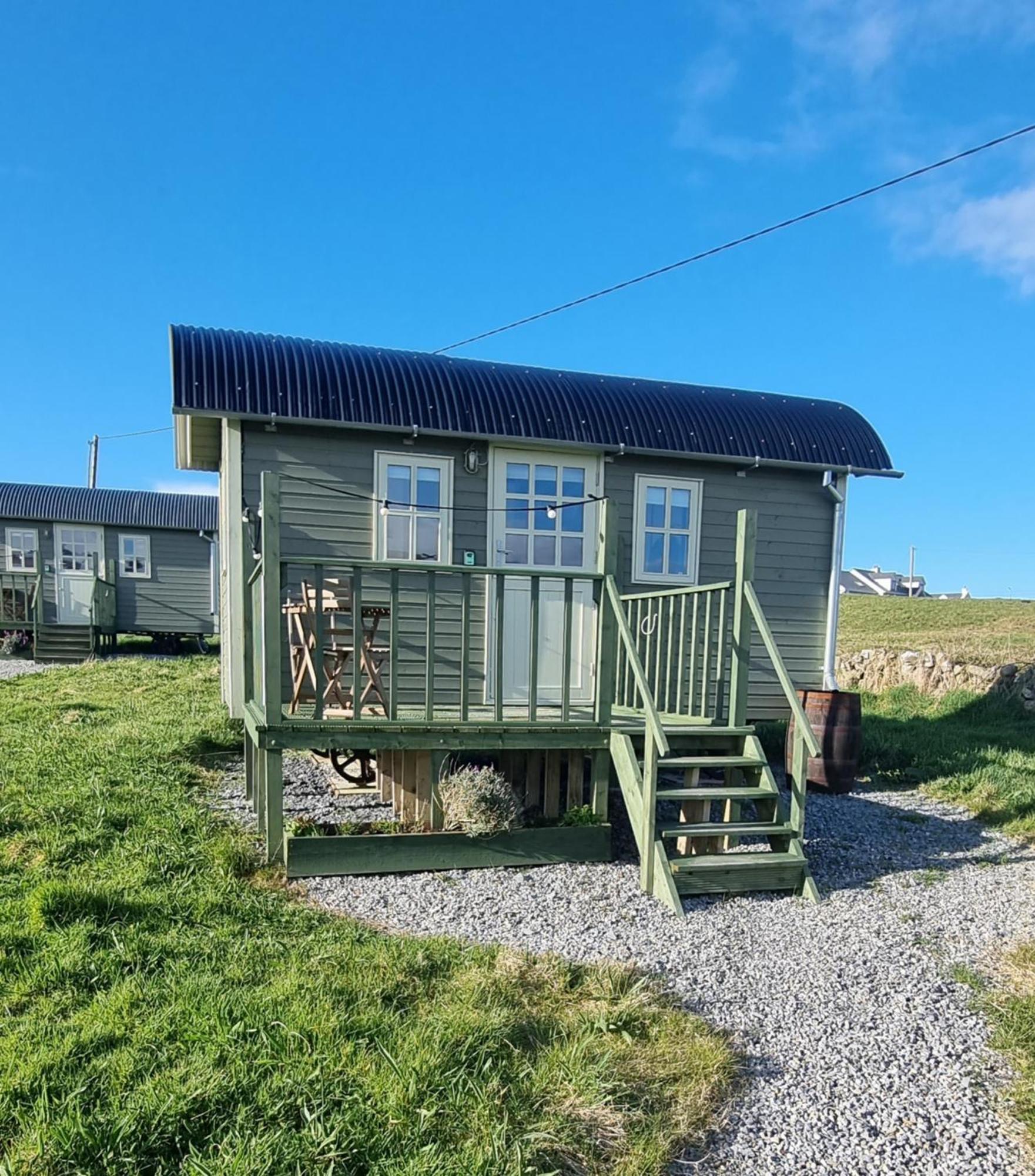 Wild Meadow Huts Villa Doolin Exterior foto
