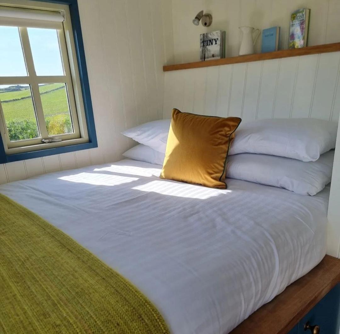 Wild Meadow Huts Villa Doolin Exterior foto