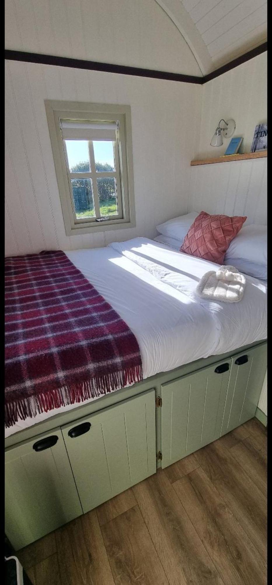 Wild Meadow Huts Villa Doolin Exterior foto