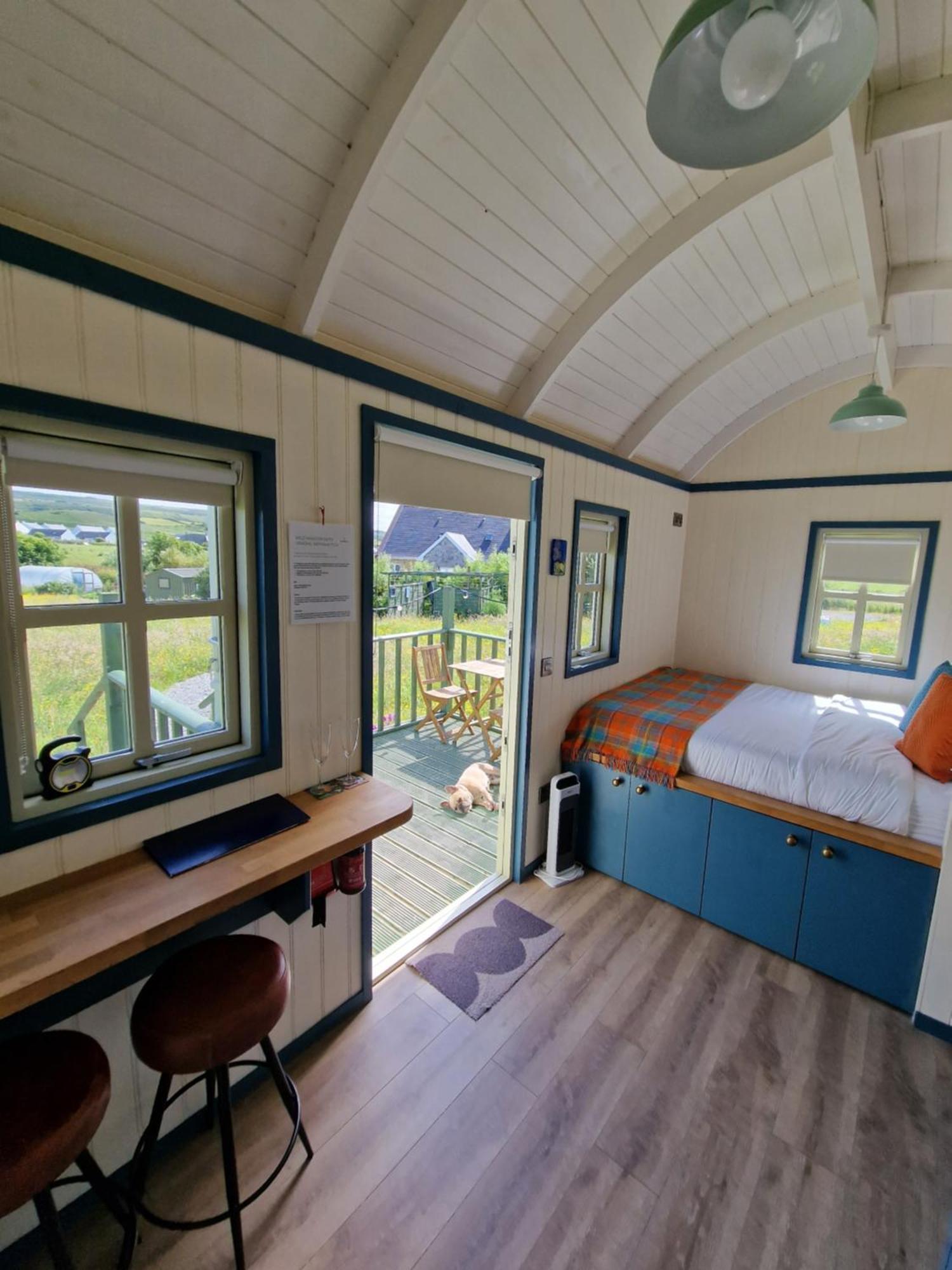 Wild Meadow Huts Villa Doolin Exterior foto