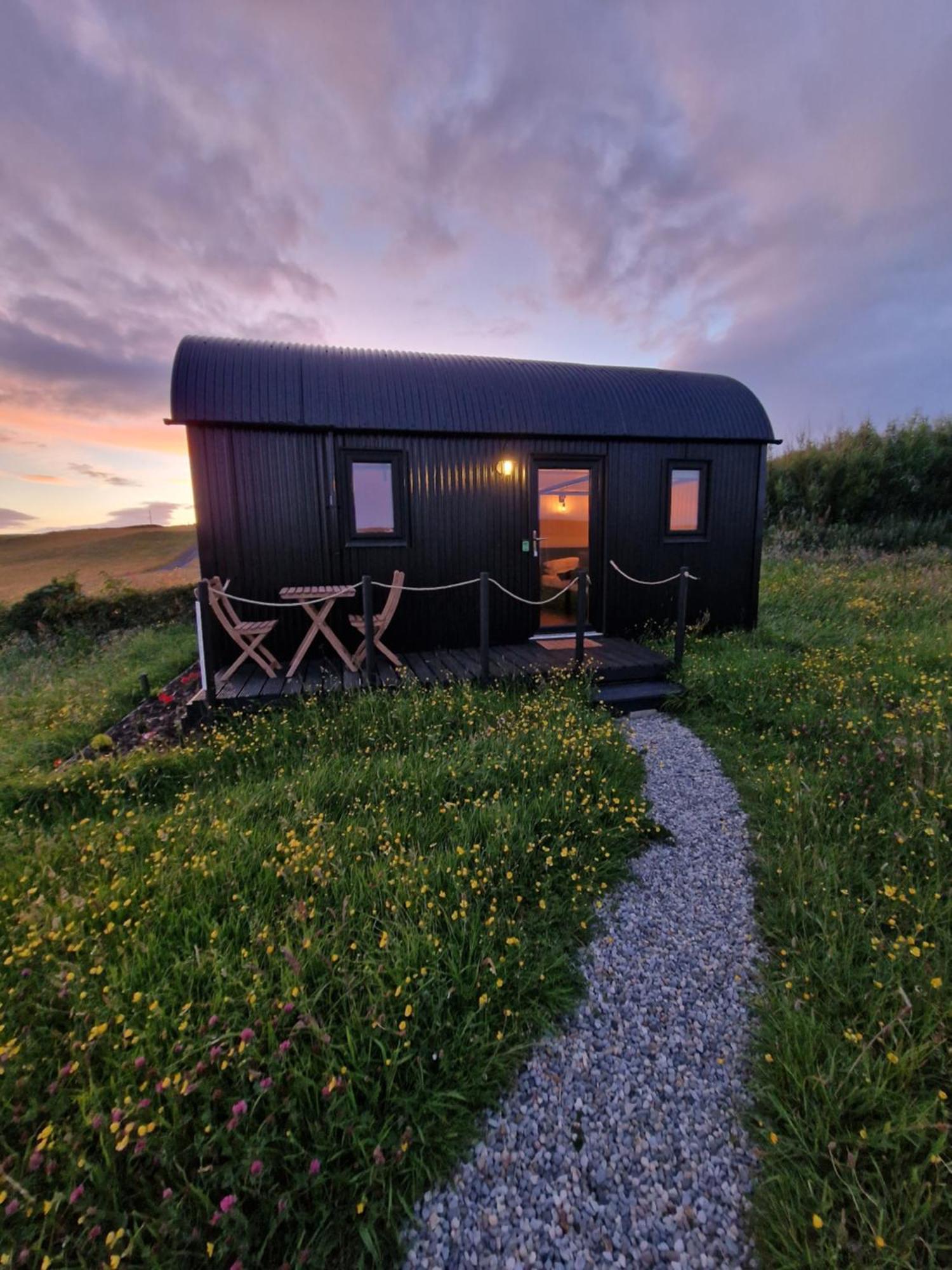 Wild Meadow Huts Villa Doolin Exterior foto