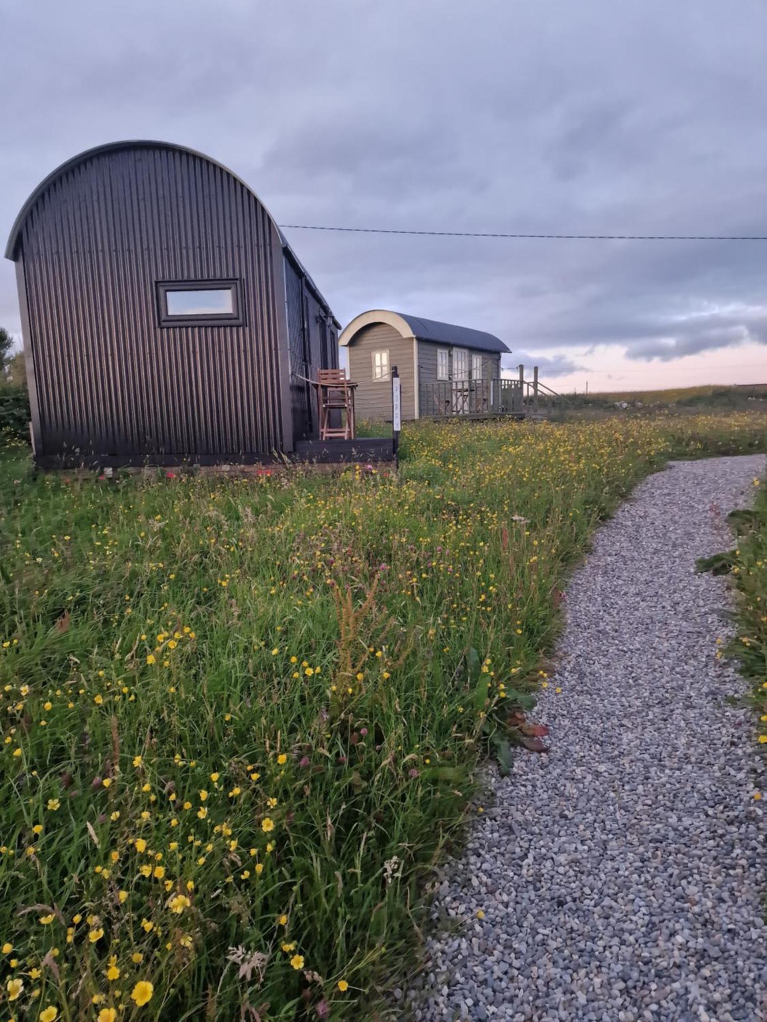Wild Meadow Huts Villa Doolin Exterior foto