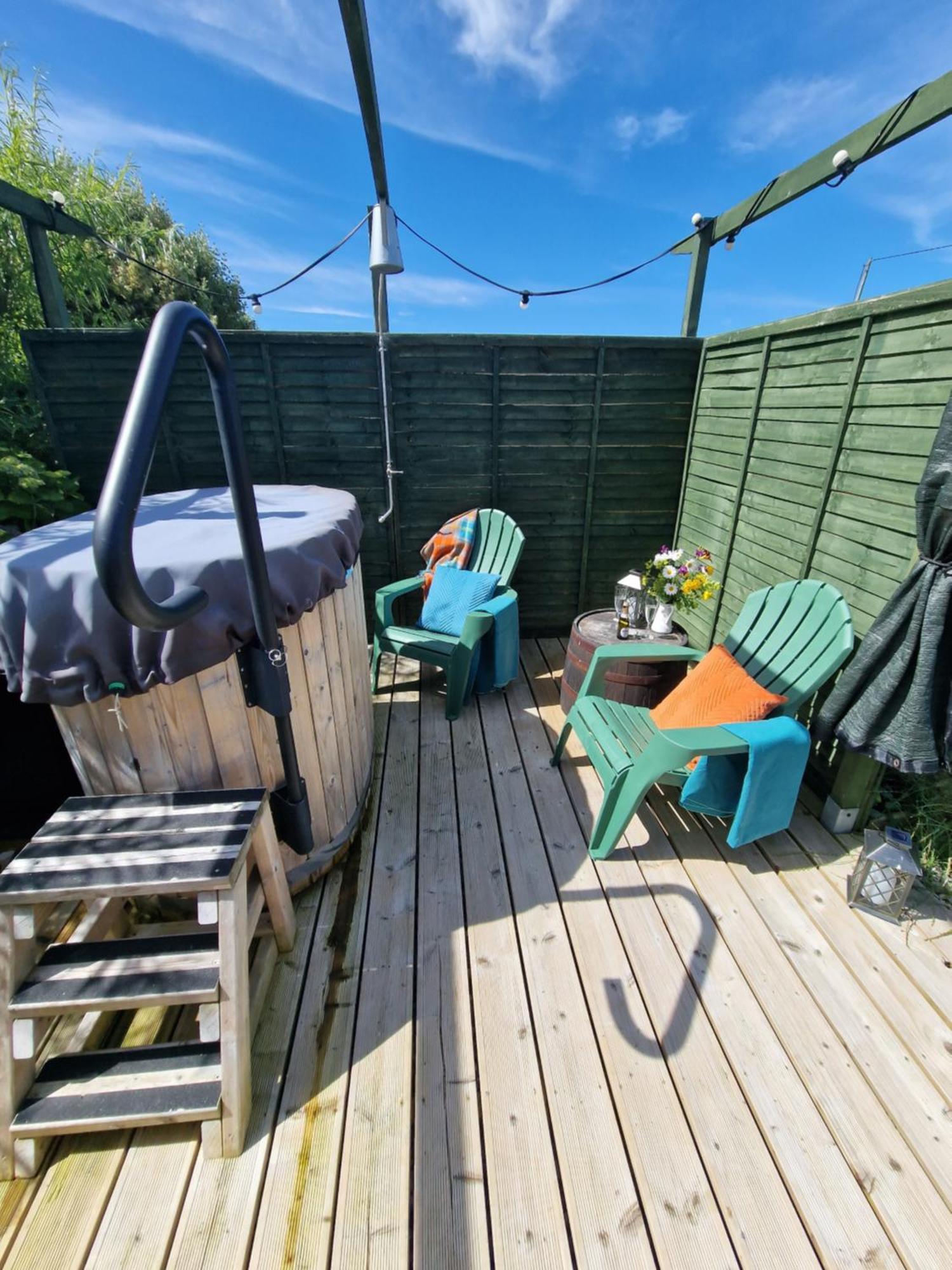 Wild Meadow Huts Villa Doolin Exterior foto